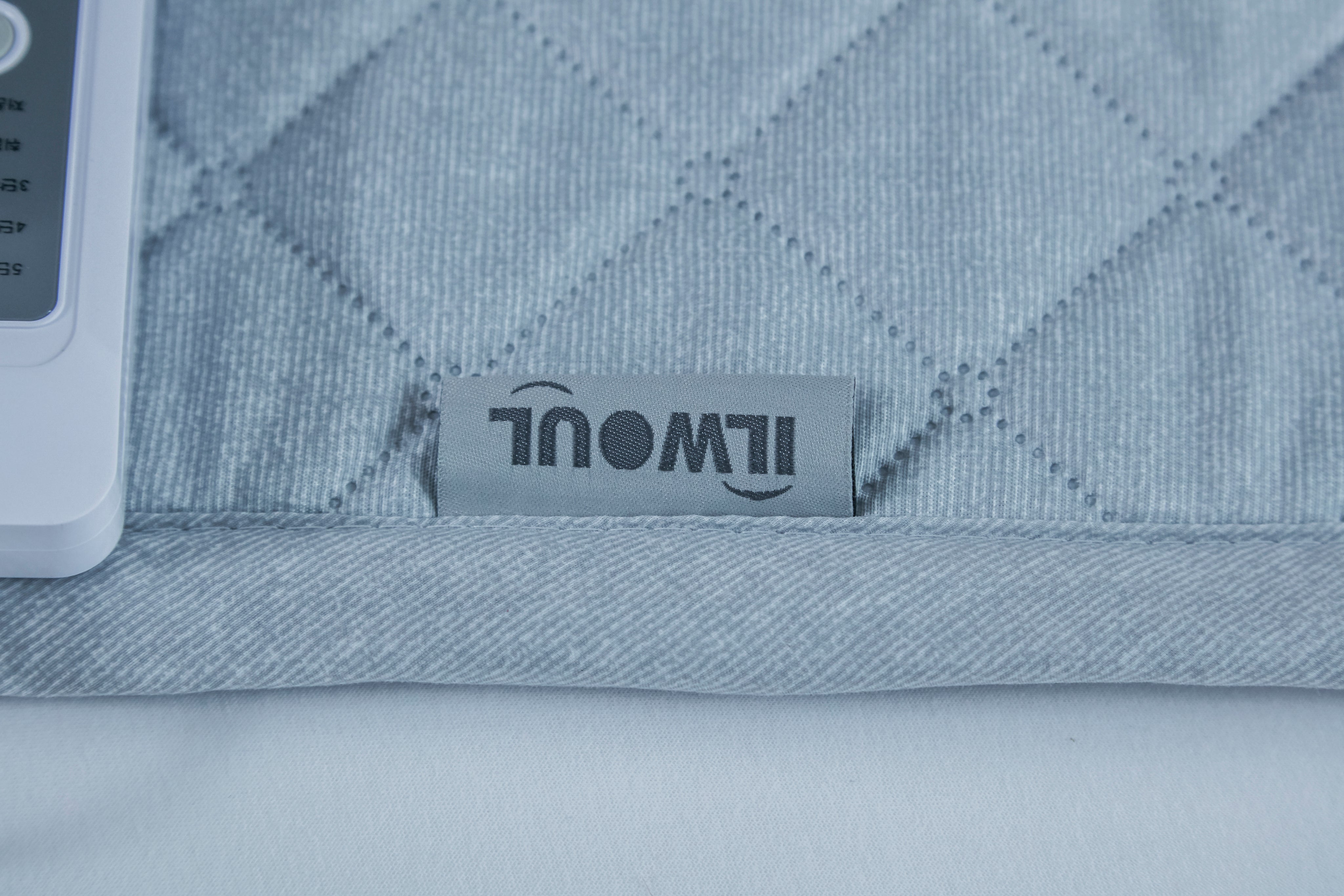 KKACHILI EVENT 일월 효성 에어로실버 은나노 카본 온열매트 싱글/ 퀸 Almohadilla térmica eléctrica de carbono GML con tela Aerosilver-zoom-2